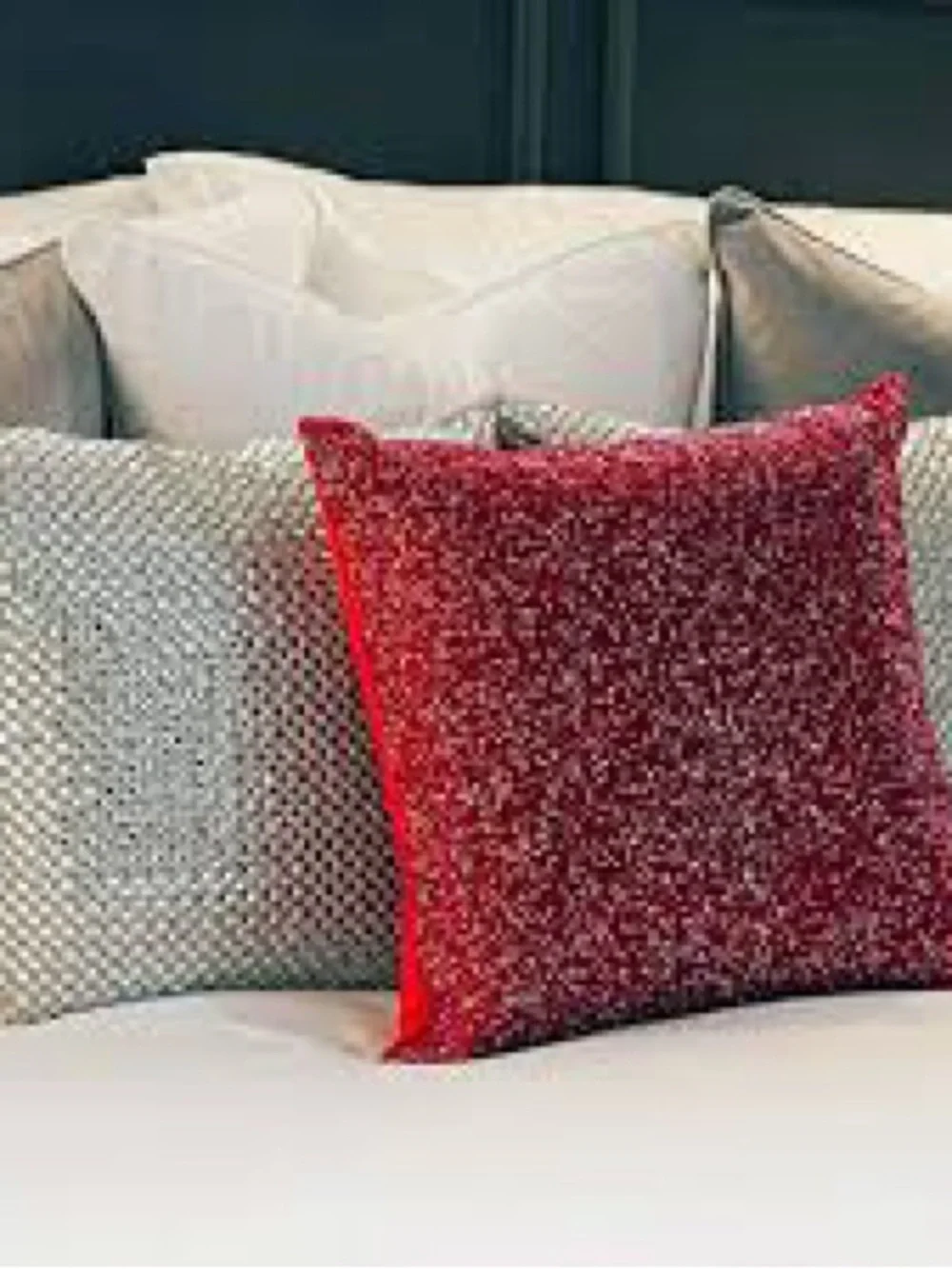 Threshold cranberry red